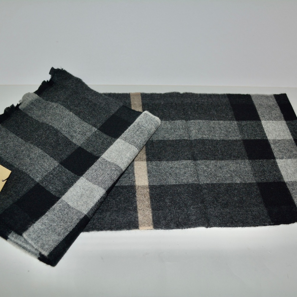 BURBERRY LASH FRINGE GIANT EXPLODED CHECK WOOL CASHMERE SCARF WRAP - Picture 7 of 9